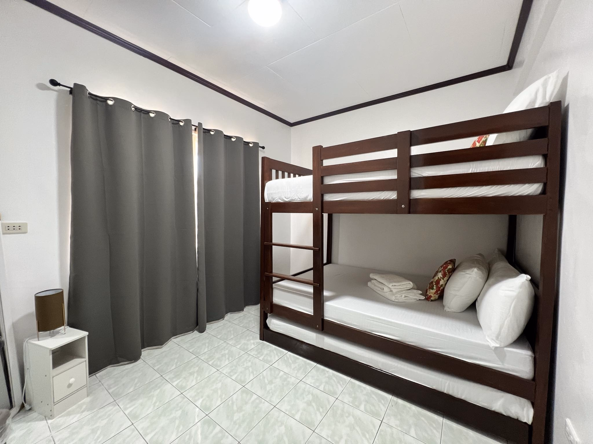 image-https://cdn.palawanwebsolutions.com/clarkkent/ckhomestay/ckhomestay004.avif1