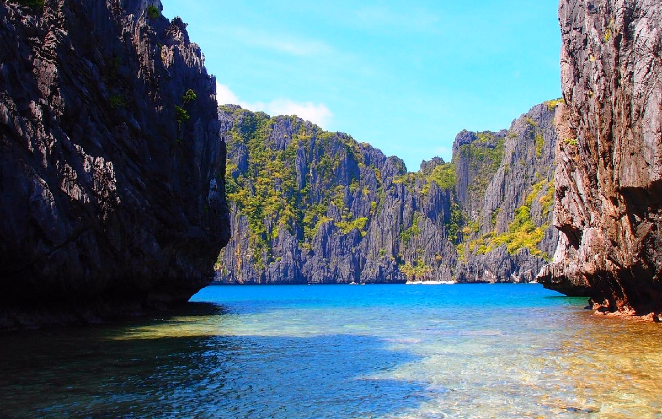 image-https://cdn.palawanwebsolutions.com/clarkkent/elnido-package-1/payong-payong.avif1