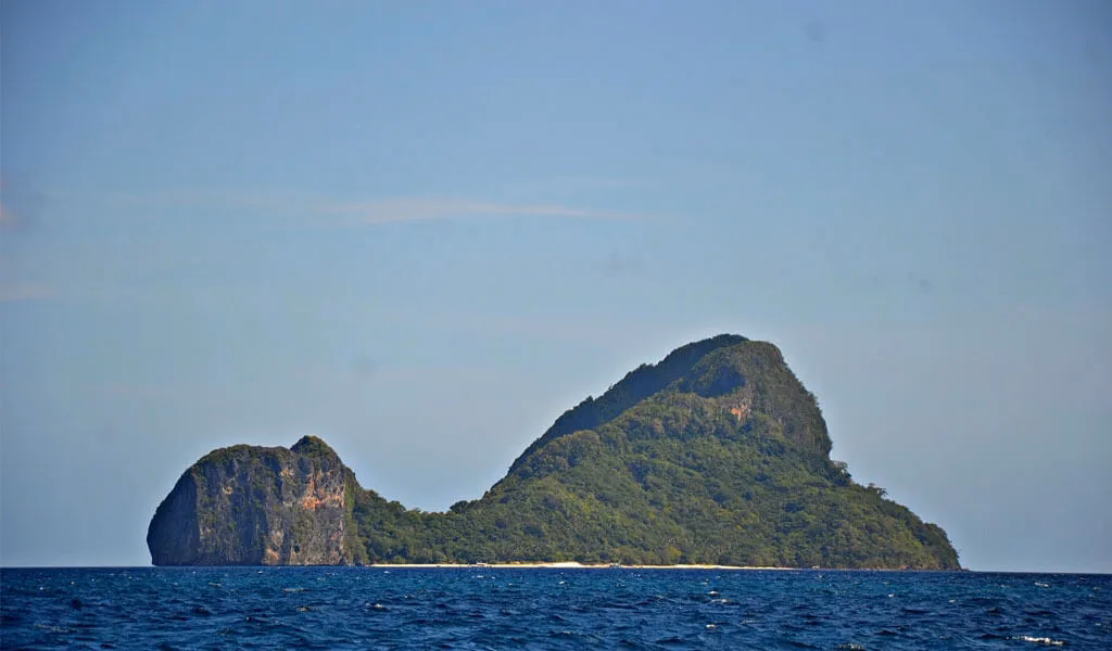 image-https://cdn.palawanwebsolutions.com/clarkkent/elnido-package-3/helicopter.avif1