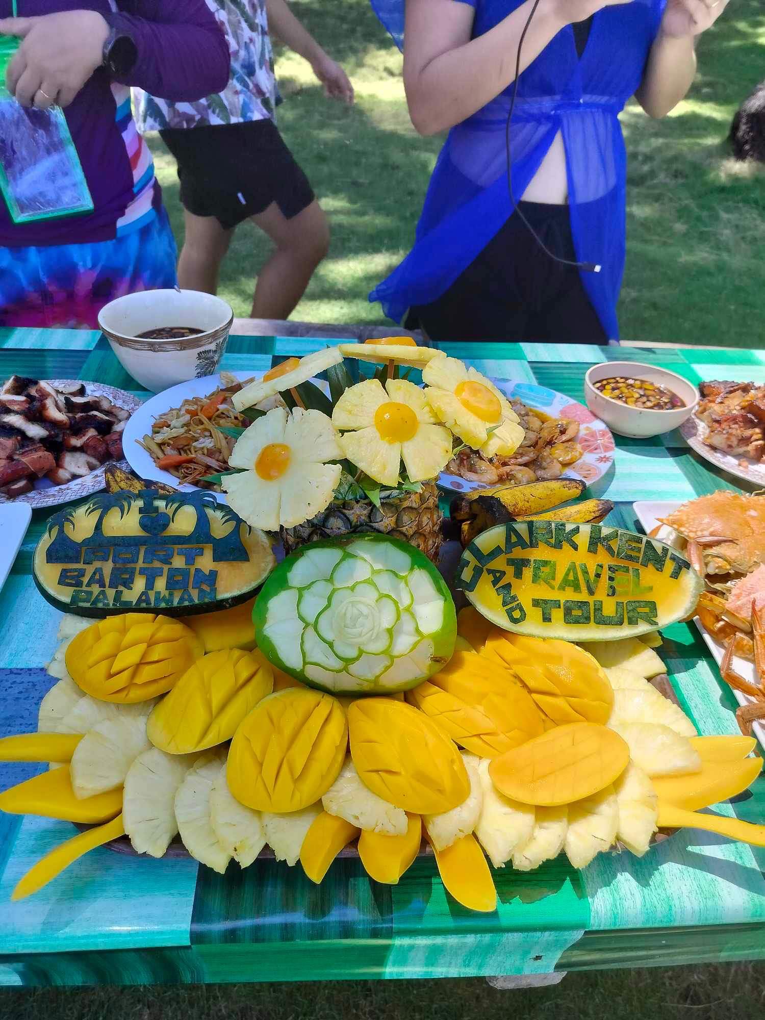 image-https://cdn.palawanwebsolutions.com/clarkkent/port-barton/day-tour/picnic02.jpeg1