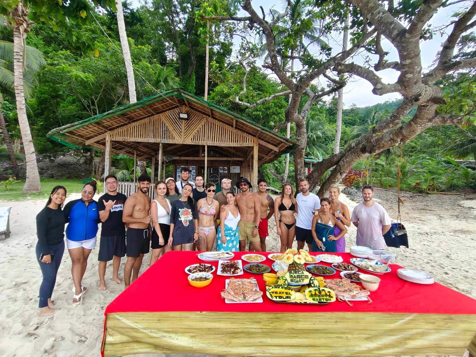 image-https://cdn.palawanwebsolutions.com/clarkkent/port-barton/day-tour/picnic03.jpeg1